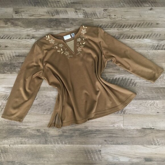 Vintage Alfred Dunner Doe Coloured Embroidered Sweater With Shoulder Pads - Picture 10 of 16